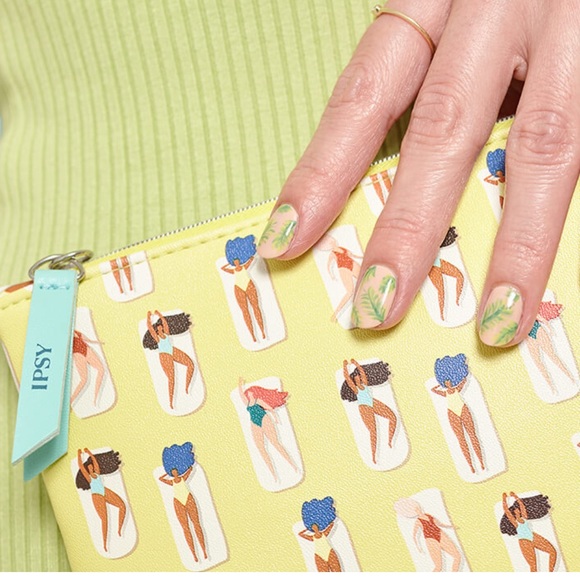 IPSY Summer Design Glam Bag - Picture 2 of 9